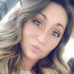 Meet your Posher, Noelle